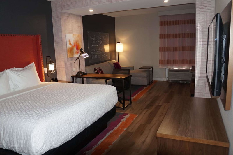La Quinta Inn & Suites by Wyndham Lewisville, Lewisville, United States