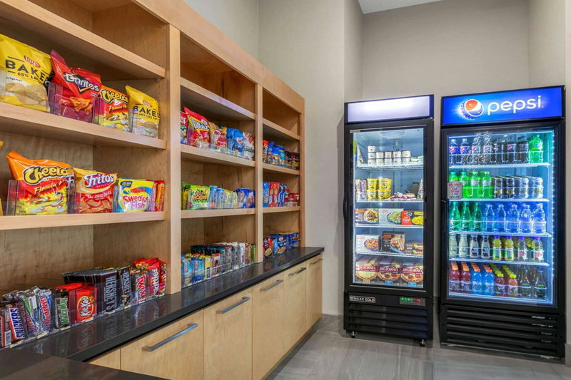 La Quinta Inn & Suites by Wyndham Lewisville, Lewisville, United States