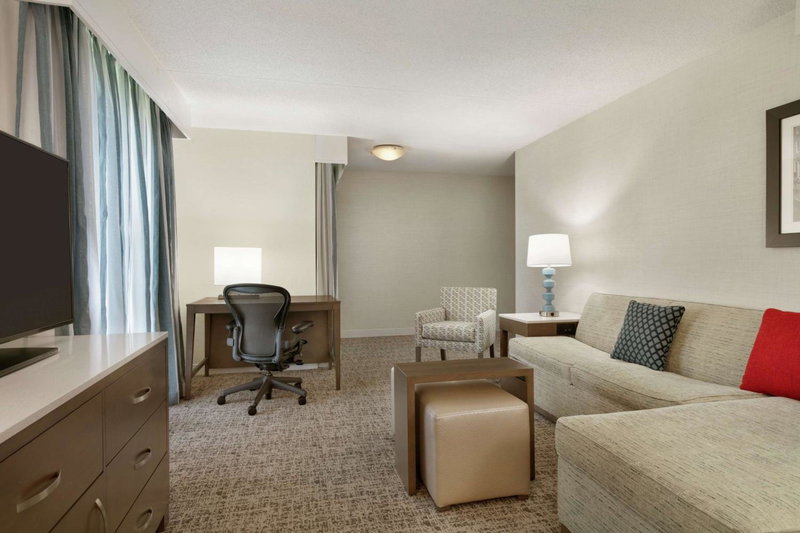 Embassy Suites by Hilton Philadelphia Valley Forge, Wayne, États-Unis