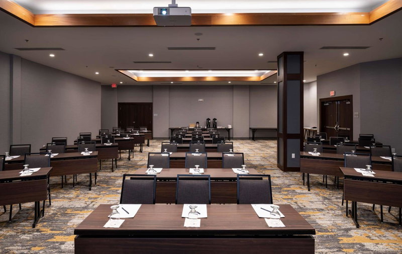 Doubletree By Hilton Madison East, Madison, United States
