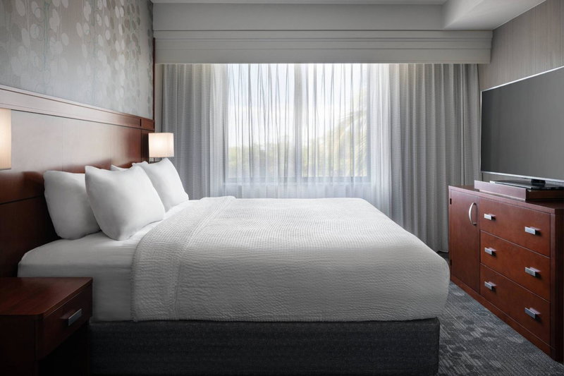 Courtyard by Marriott Maui Kahului Airport, Kahului, United States