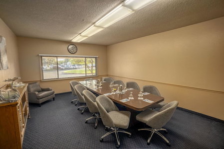 Piccadilly Inn Airport, Fresno, Vereinigte Staaten