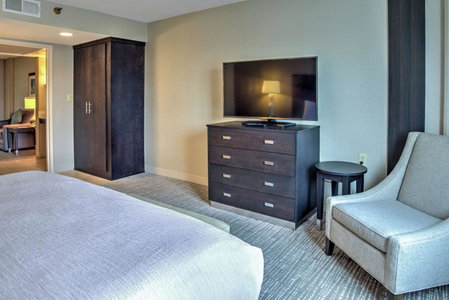 Embassy Suites by Hilton Indianapolis North, Zionsville, United States