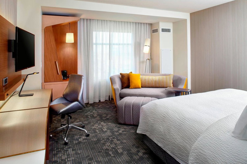 Courtyard by Marriott Orlando Lake Nona, Orlando, United States
