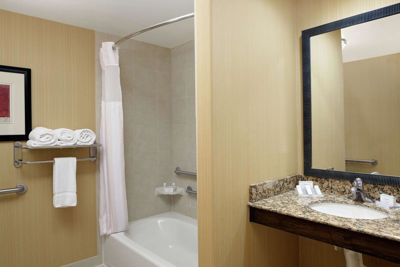 Hilton Garden Inn Fontana, Fontana, United States