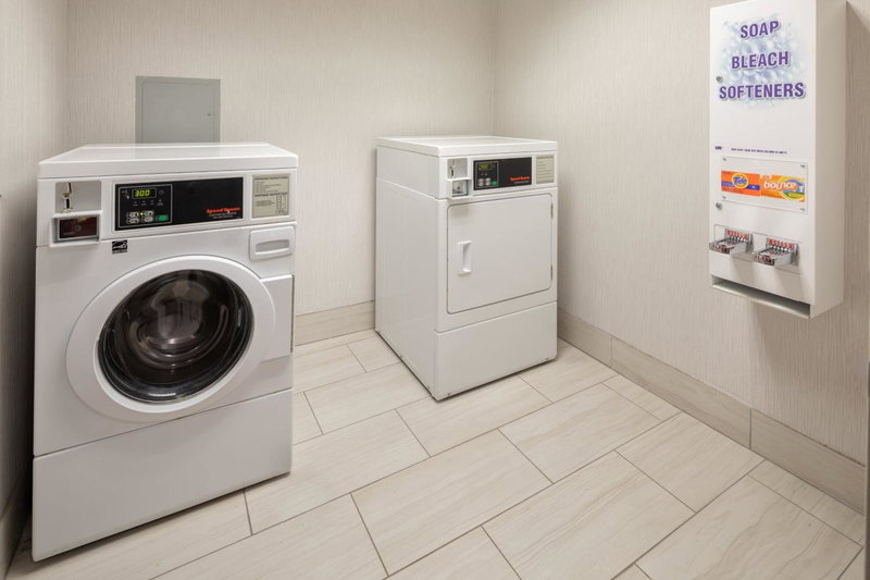 Holiday Inn Express & Suites Bradley Airport by IHG, Windsor Locks, United States