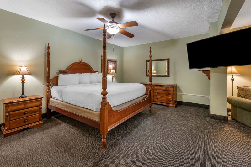 Best Western Gateway Grand, West Hills, Estados Unidos