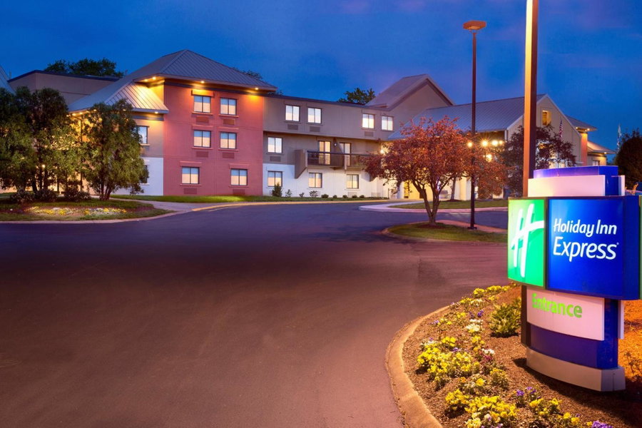 Holiday Inn Express Nashville Airport by IHG, Nashville, United States