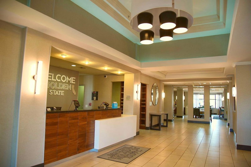 Hampton Inn & Suites Cathedral City, Cathedral City, Vereinigte Staaten