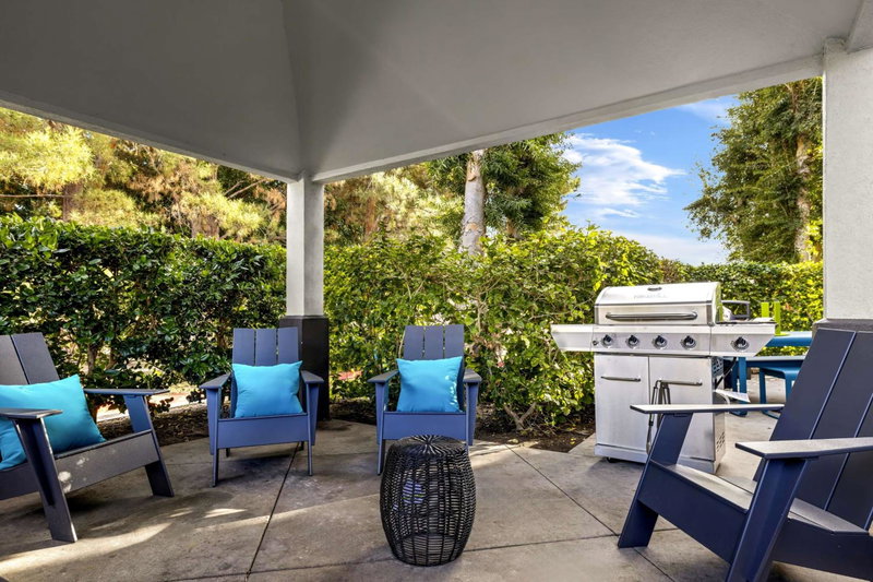 Sonesta Simply Suites Irvine East Foothill, Lake Forest, Estados Unidos