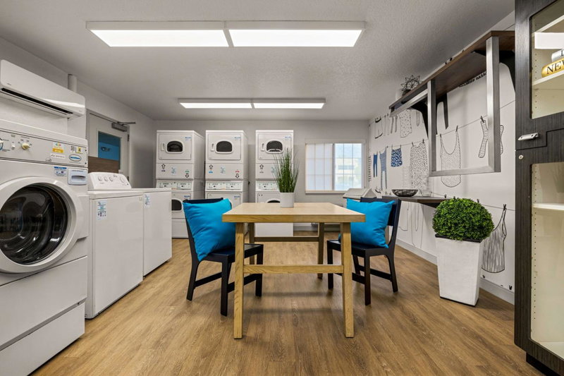 Sonesta Simply Suites Irvine East Foothill, Lake Forest, Estados Unidos