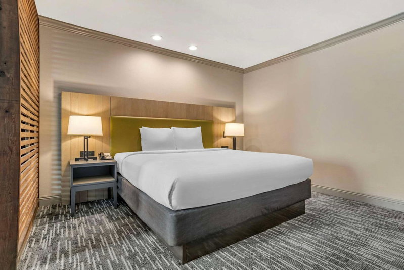Country Inn & Suites by Radisson, Metairie New Orleans , LA, Metairie, United States