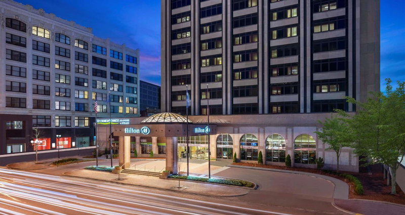 Hilton Indianapolis Hotel & Suites, Indianapolis, United States