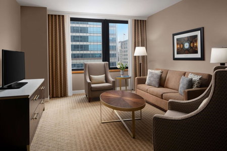 Hilton Indianapolis Hotel & Suites, Indianapolis, United States