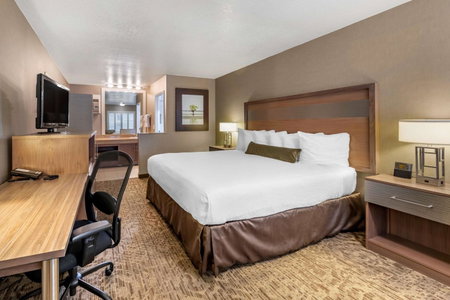 Best Western Plus Anaheim Inn, Anaheim, United States