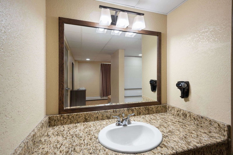 Days Inn & Suites by Wyndham Bozeman, Bozeman, United States