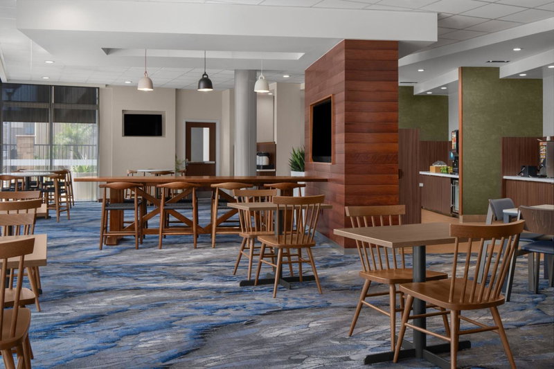 Fairfield Inn & Suites by Marriott Tustin Orange County, Tustin, United States