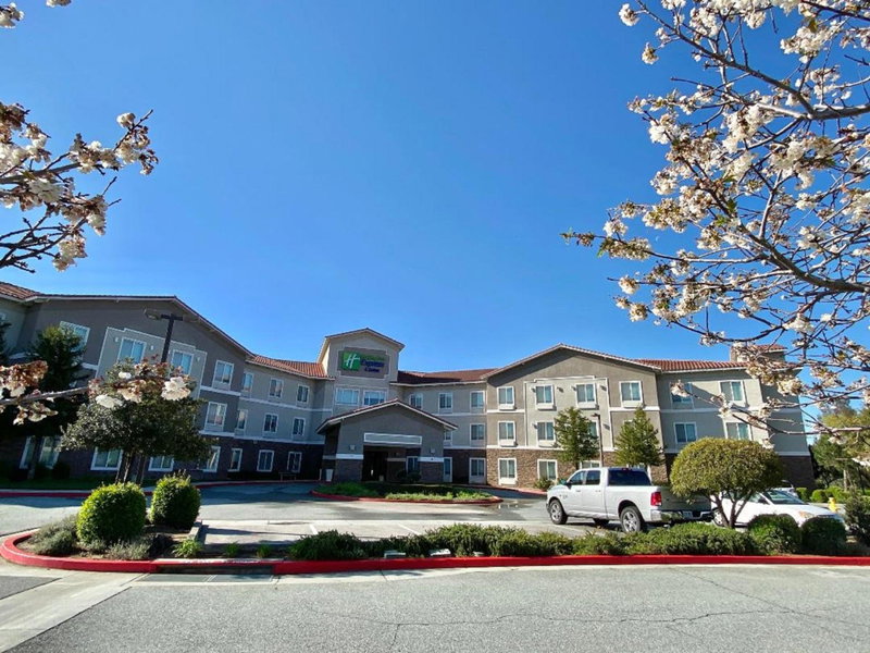 Holiday Inn Express & Suites Beaumont - Oak Valley by IHG, Beaumont, United States
