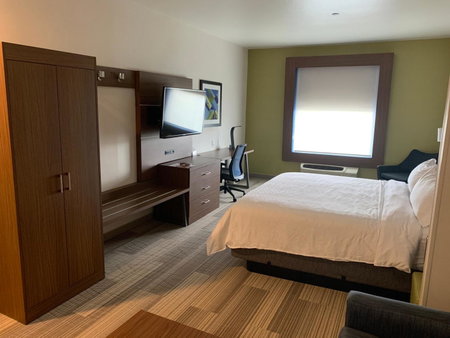 Holiday Inn Express & Suites Beaumont - Oak Valley by IHG, Beaumont, United States