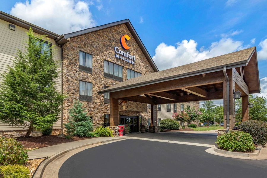 Comfort Inn & Suites Blue Ridge, Blue Ridge, United States