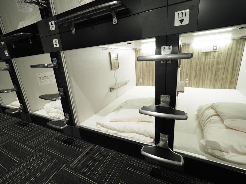 LEO YU Capsule Hotel Nishifunabashi, Funabashi, Japan