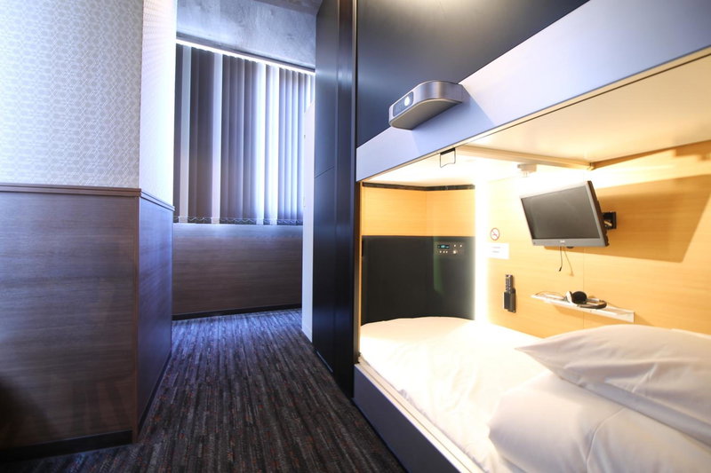 Sejour Inn Capsule, Hiroshima, Japon