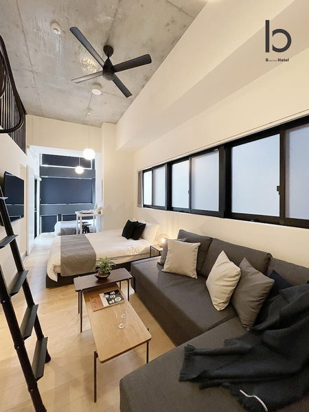 b hotel Neko Yard, Hiroshima, Japan