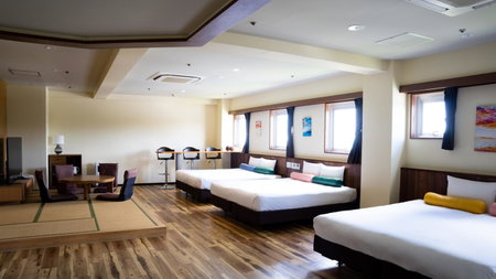 Rycom Crystal Hotel, Okinawa City, Japón