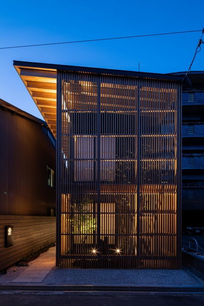 Gunjo no Tsuki, Kanazawa, Japan