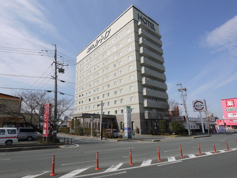 Hotel Route Inn Matsusaka Ekihigashi, Matsusaka, Japón