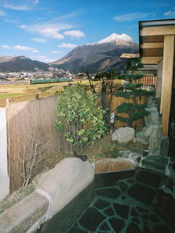 Yufuin Onsen Hotel Poppoan, Yufu, Japan