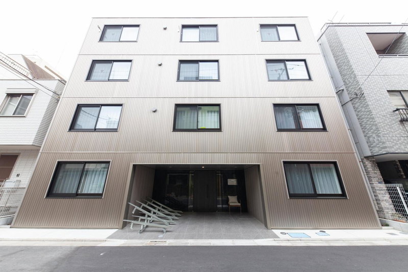 TRYM Oshiage, Tokyo, Japón