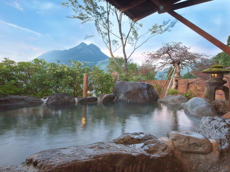 Yufuin-Sanso Waremokou, Yufu, Japón