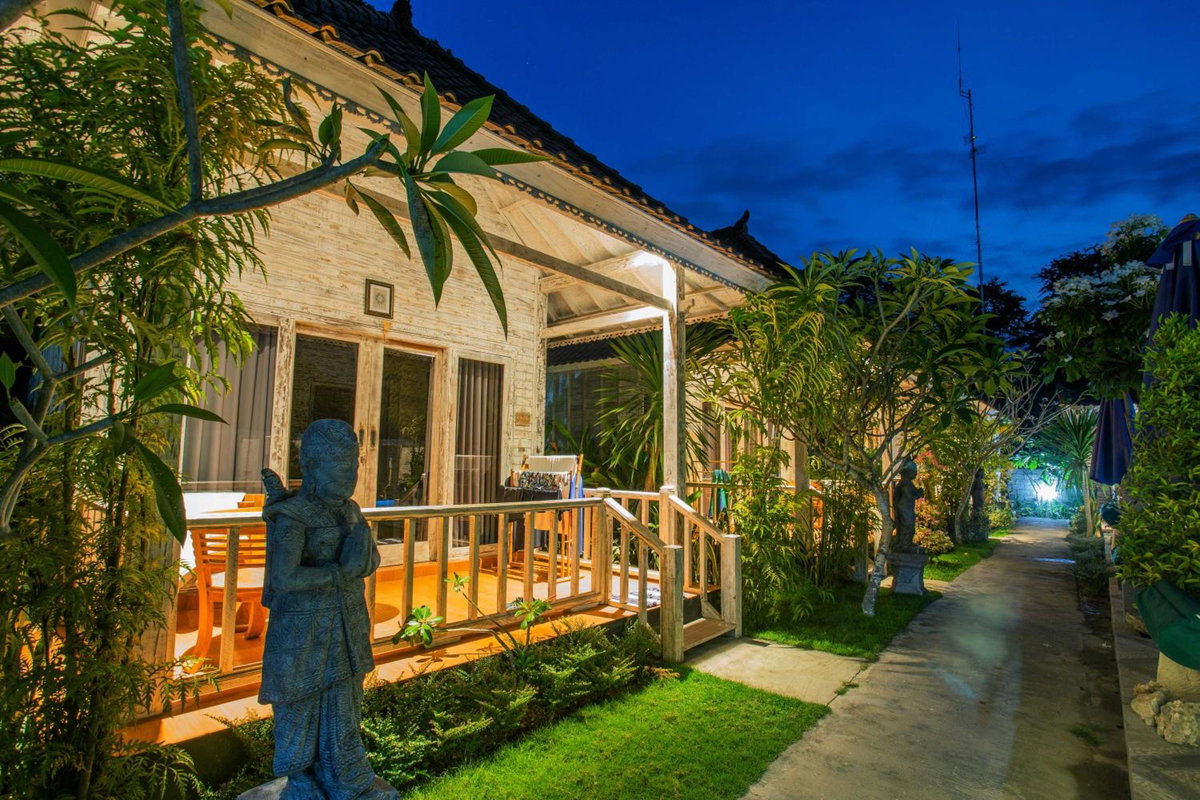 221 Garden Cottages, Indonesien