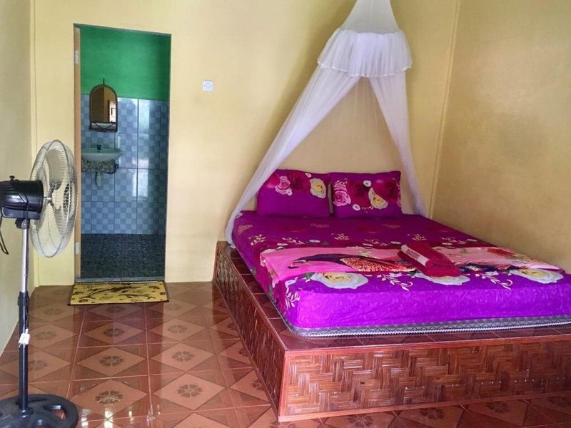 Sahnan Guest House, Bukit Lawang, Indonesia