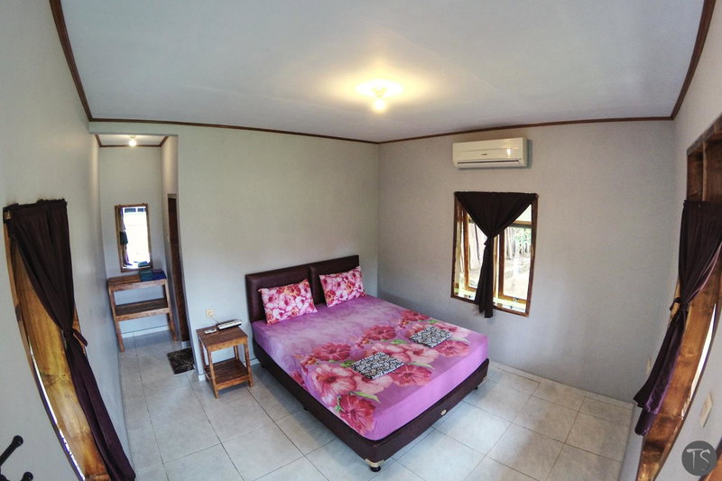 Sadati Home Stay, Batukaras, Indonesia