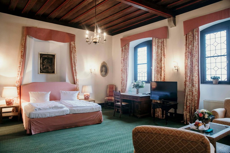 Schlosshotel Götzenburg, Jagsthausen, Germany