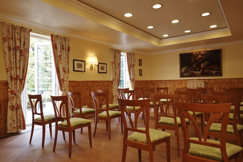 Hotel Freisinger Hof, Munich, Germany