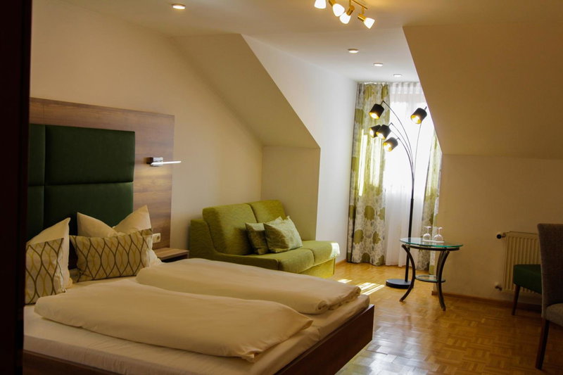 Hotel Burgwirt, Deggendorf, Germany