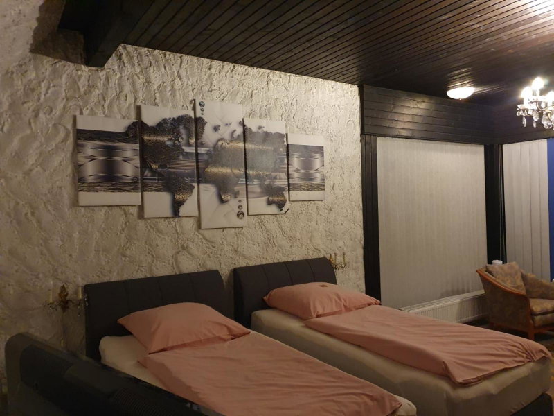 Am Hallenbad Hotel garni, Ratingen, Alemania