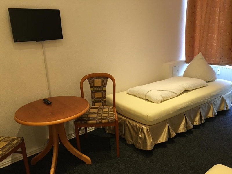Hotel-Pension Adamshof, Berlin, Alemania