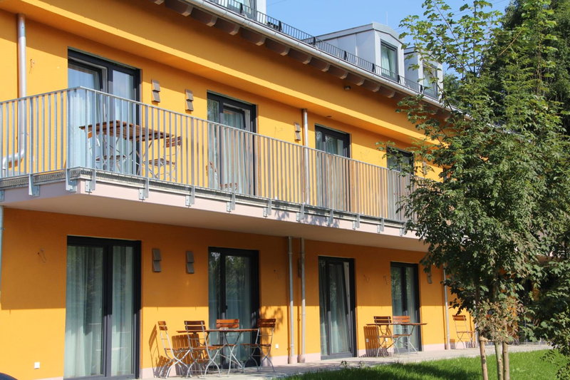 Schäfer Boardinghouse, Grobenzell, Germany
