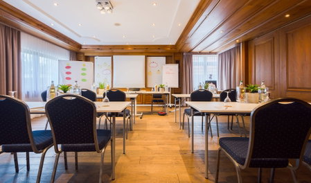 Neo Hotel Linde Esslingen, Esslingen, Германия