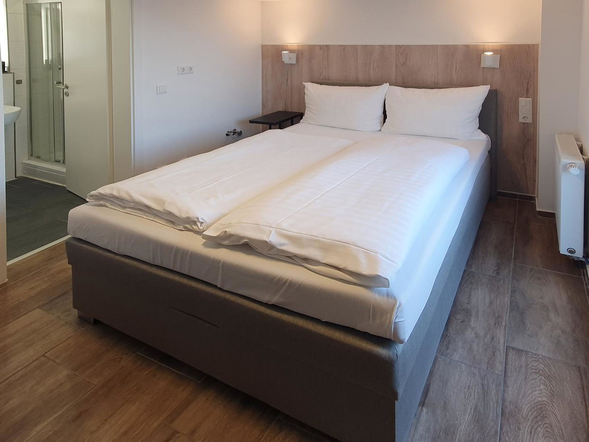 Rheinmetropole Hotel, Germany
