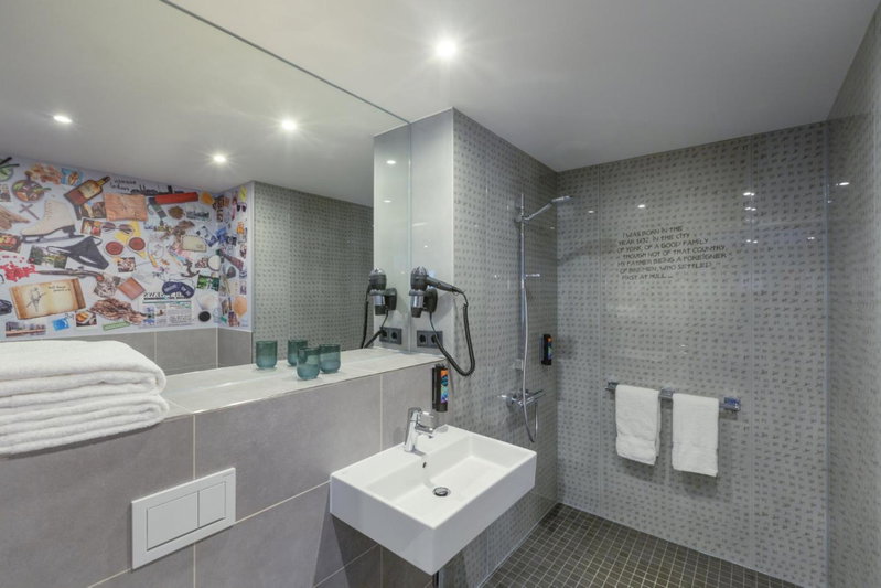Holiday Inn - the niu, Crusoe Bremen Airport by IHG, Bremen, Germany