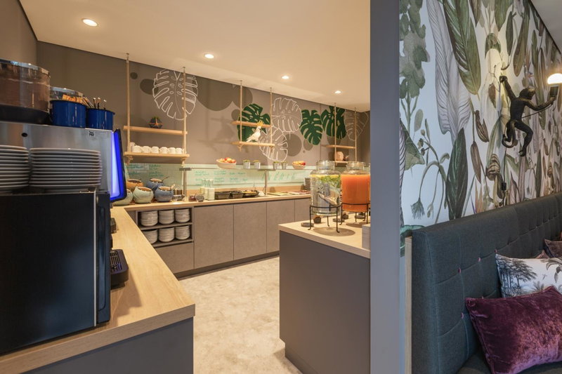 Holiday Inn - the niu, Crusoe Bremen Airport by IHG, Bremen, Germany