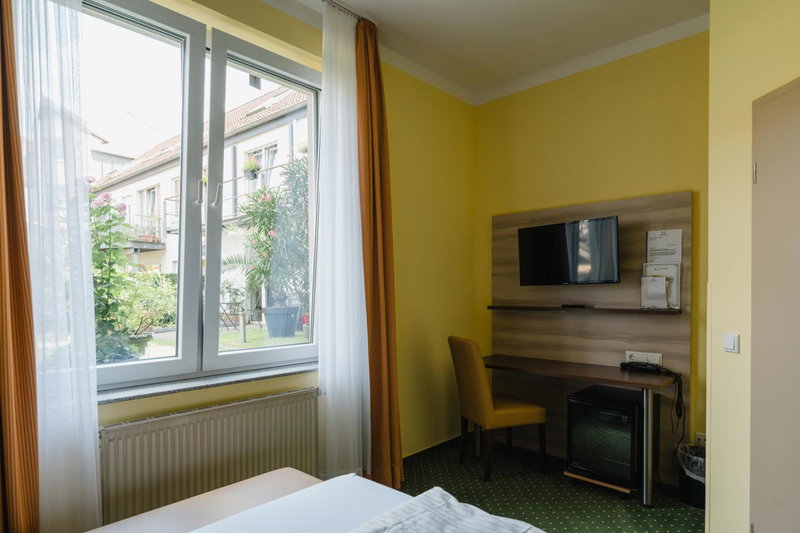 Hotel Mirage, Duisburg, Germany