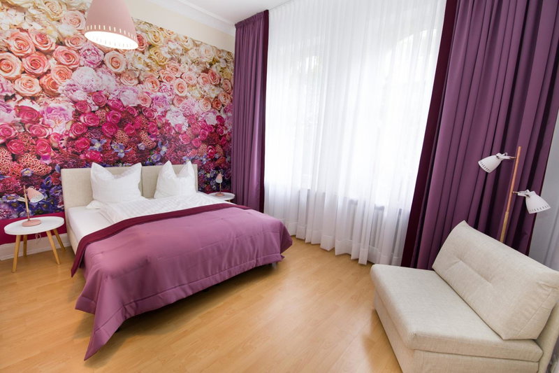 Hotel Reverey * kontaktloser Self Check-In *, Hannover, Germany