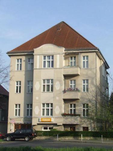 Отель · Hotel Pension Dahlem, Berlin