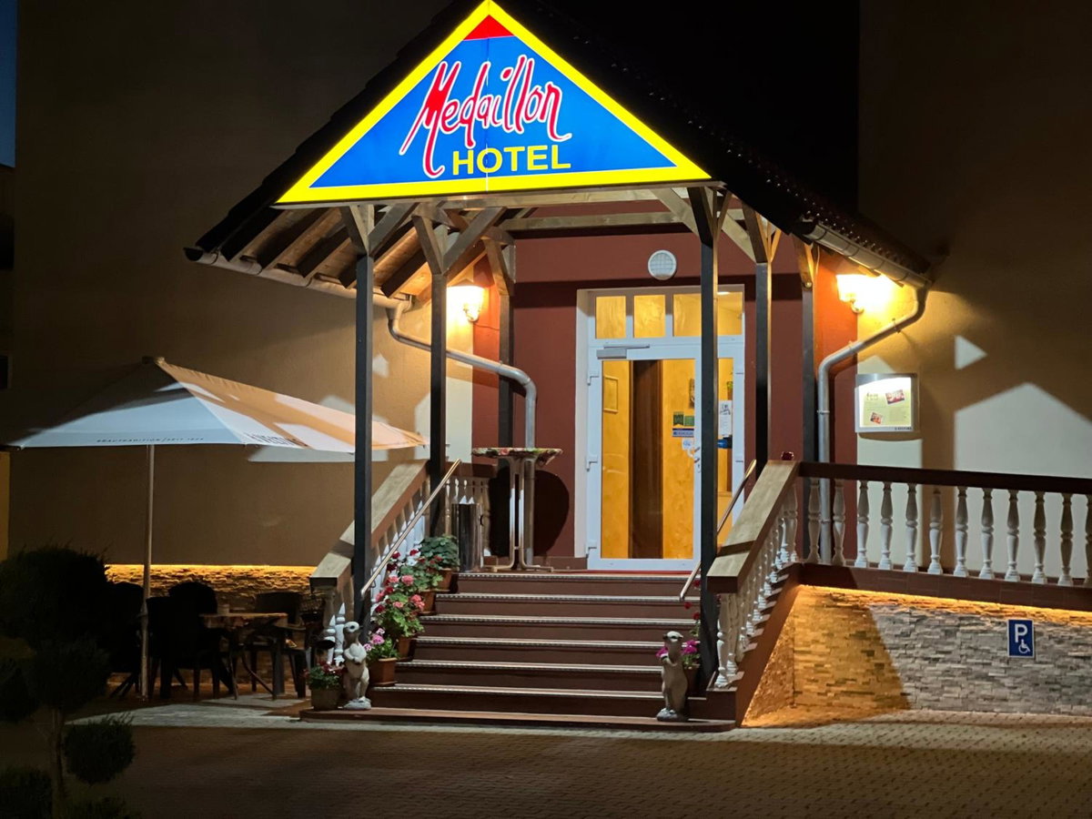 Hotel · Hotel Medaillon, Magdeburg